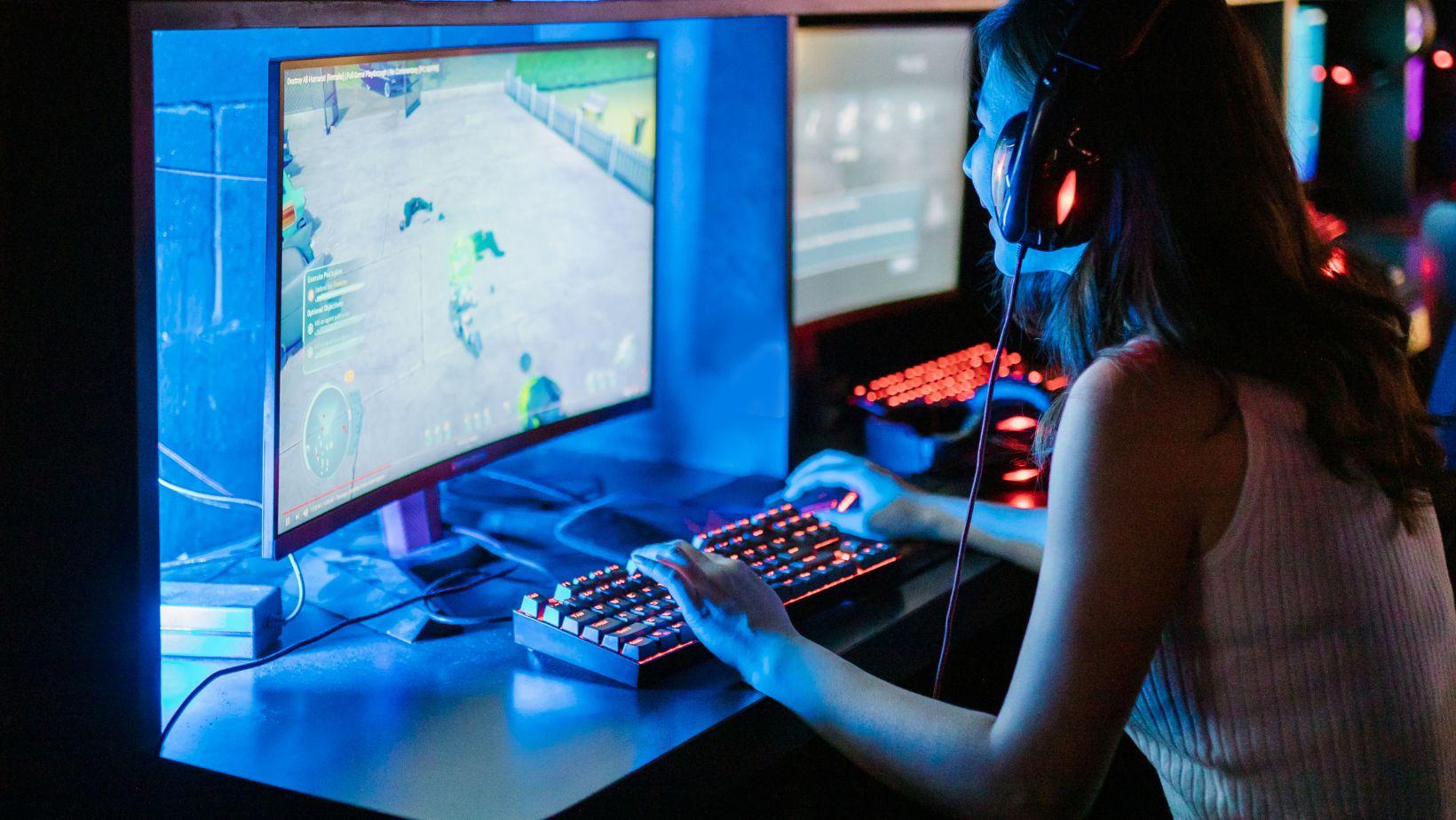 online gaming digital culture, gaming influence internet life, online gaming trends, digital gaming community, esports and internet culture, gaming industry and society, multiplayer online games, virtual gaming communities, online gaming market, internet gaming behavior